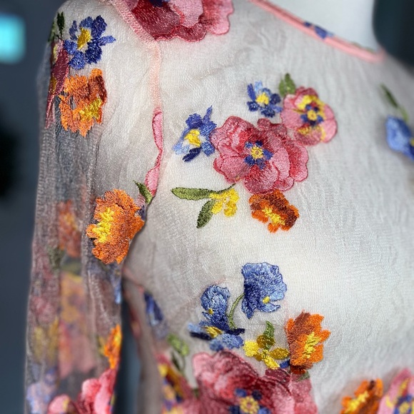 NWT For love & lemons Percy mini dress Peonies Size LARGE - Picture 7 of 14